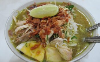 Makanan Khas Malang Soto Geprak Mbah Djo